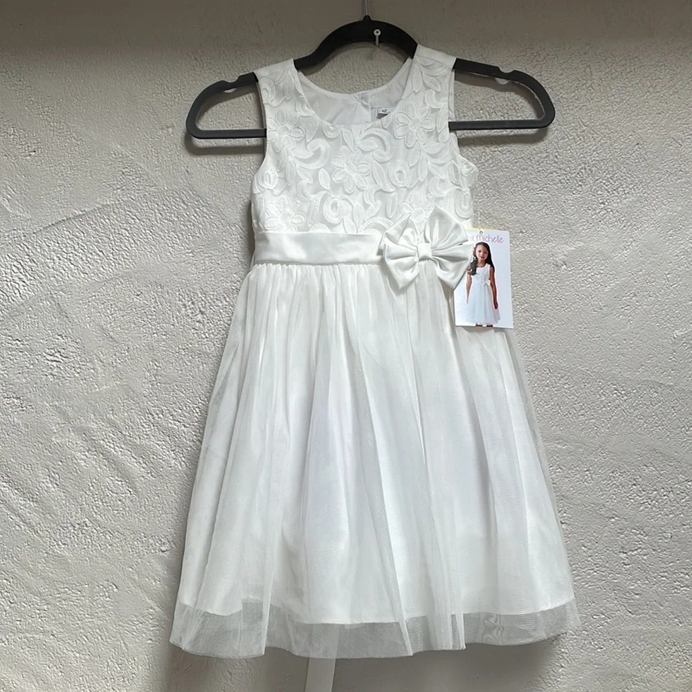 Kids dress 👗 - Picture 2 of 3